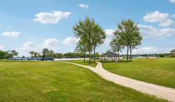 40418 N South Newport Dr, Antioch, IL 60002