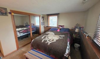 14 S Illinois St, Aberdeen, SD 57401
