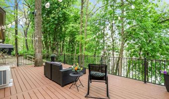 17 Point Ln, Arcadia, IN 46030