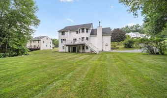 6 Carriage Chase Ln, Atkinson, NH 03811