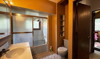 9289 Heino Rd, Angora, MN 55703