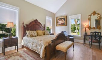 316 Leonhard Ave, Bay St. Louis, MS 39520
