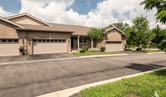 544 N Woodland Ct, Addison, IL 60101