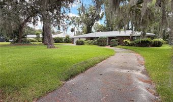 1940 ALICE Dr, Astor, FL 32102