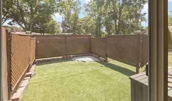 26 Sleepy Hollow Dr, Westfield, IN 46074
