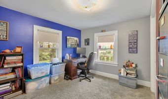 100 Adams Rd, Bloomfield, CT 06002