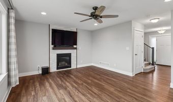 3510 NW Reinhart Dr, Ankeny, IA 50023