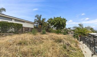 817 Juanita St, Solana Beach, CA 92075