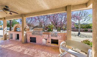 9805 Sweetwater Dr, Agua Dulce, CA 91390