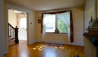42 Thirteenth St, Bangor, ME 04401