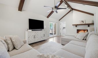 319 Eastview Dr, Biloxi, MS 39531