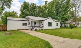 12 E Hawthorne St, Aurora, MO 65605