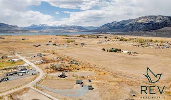 15 Arrowhead Dr, Cody, WY 82414