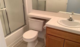 11562 Oak St, Apple Valley, CA 92308