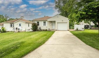 9305 Cloverhurst Dr, Affton, MO 63123