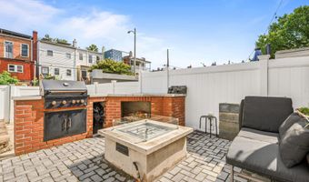 124 TODD Pl NE, Washington, DC 20002