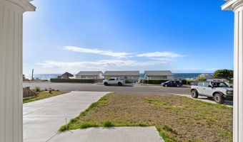 1575 BEACH LOOP Dr, Bandon, OR 97411