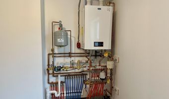 29 Village Cir, Augusta, ME 04330