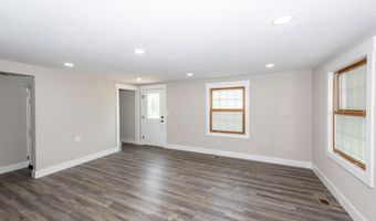 957 W Hunt Rd, Alcoa, TN 37701