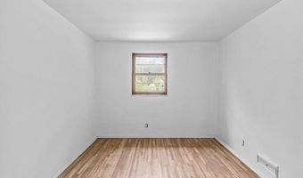 2114 5th Ave NE, Austin, MN 55912