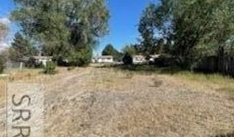 220 W Temple Ave, Arco, ID 83213