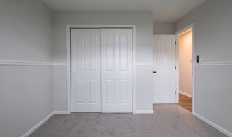 585 Eagles Nest Ct, Avon, IN 46123