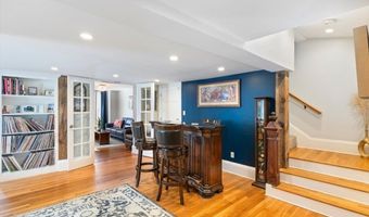87 Friend St A, Amesbury, MA 01913