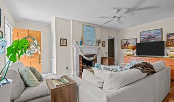 805 N Chestnut St, Aberdeen, NC 28315