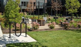 3062 Hydrangea Ln 48, Ann Arbor, MI 48103