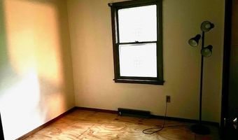7 S Shore Ave, Beverly Shores, IN 46301