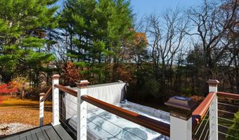 276 N Amherst Rd, Bedford, NH 03110