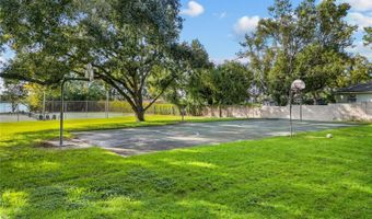 623 RED OAK Cir 109, Altamonte Springs, FL 32701