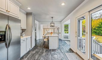 50 Mole Pl, Amityville, NY 11701