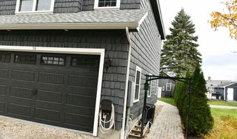36 Elm St, Alton, NH 03810