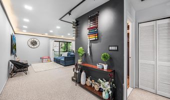 100 Dundee Ct, Aberdeen, NJ 07747