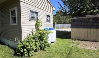 10 Sherman Dr, Boscawen, NH 03303