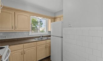 9 Gardner Ave, Cranston, RI 02910