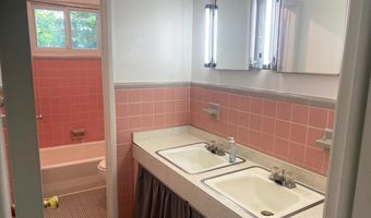 2703 DAWN Dr, Alexandria, VA 22306