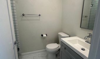 4319 HARRISON St NW #6, Washington, DC 20015