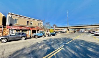 232-236 Broadway, Amityville, NY 11701