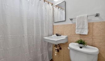 4615 ROUNDHILL Rd, Alexandria, VA 22310