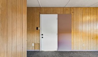 587 Harbor Dr, Bullhead City, AZ 86442