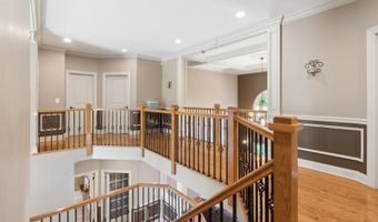 3 Buckingham Rd, Bayonne, NJ 07035