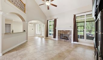 4819 NOB HILL Dr, Bartlett, TN 38002