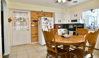 159 N Canfield Niles Rd, Austintown, OH 44515