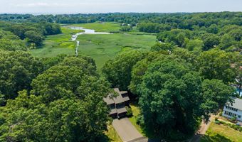 9 Sandy Brook Rd 2, Clinton, CT 06413