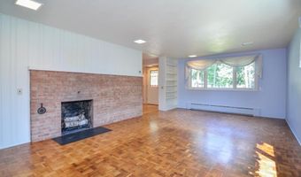 1105 S TIMMERS Ln, Appleton, WI 54914