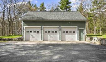 9 Maxwell Dr, Brookline, NH 03033