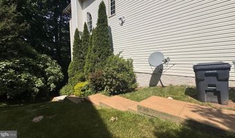 7302 IVYCREST Pl, Annandale, VA 22003