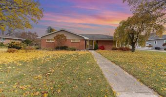 424 Fairlane Dr, Alma, MI 48801